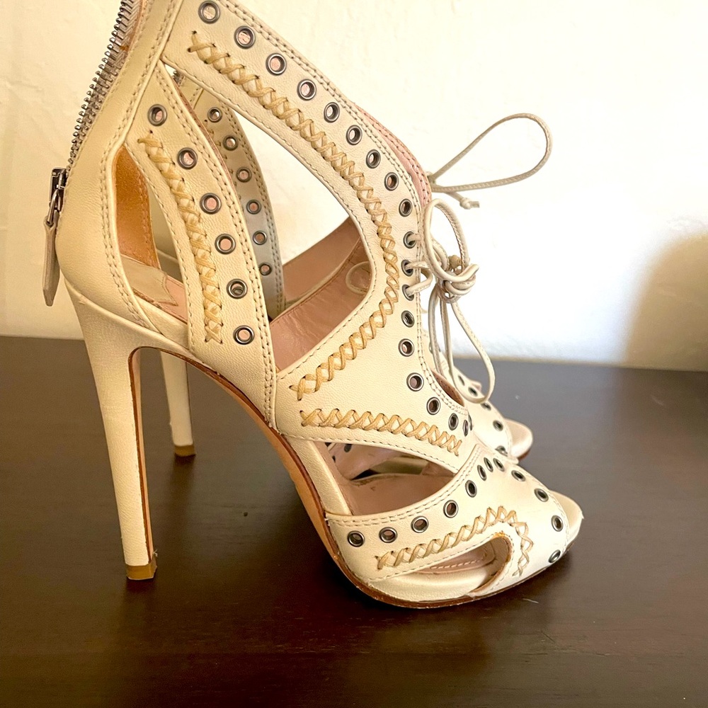 MIU MIU Tie heels